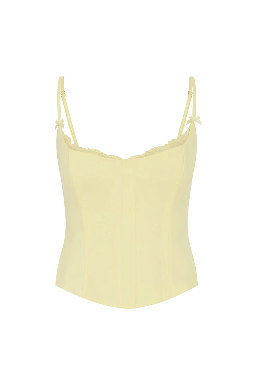 Valerie Bustier in Lemon