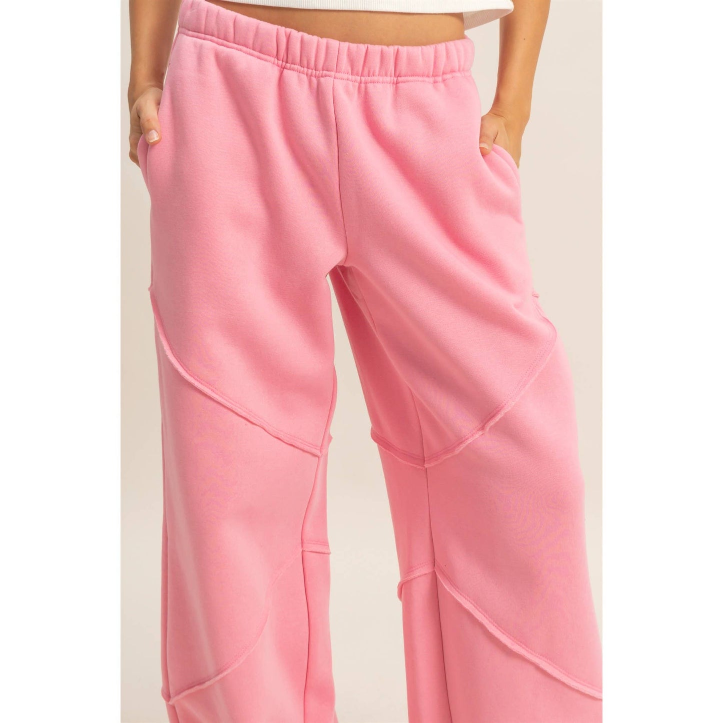 Relaxed-Fit Jogger Pants With Pocket Detail Pink
