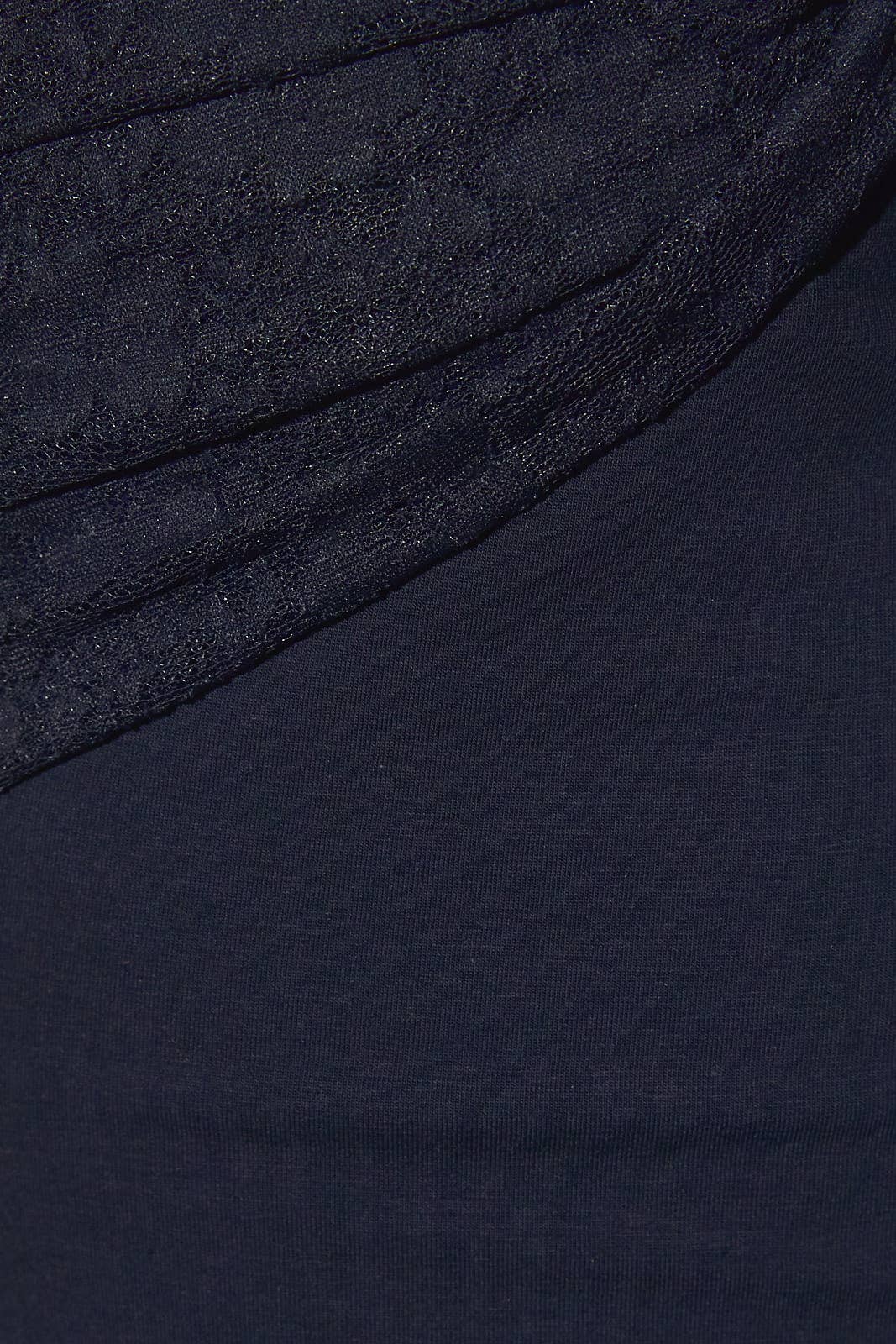 Frankie Top in Navy