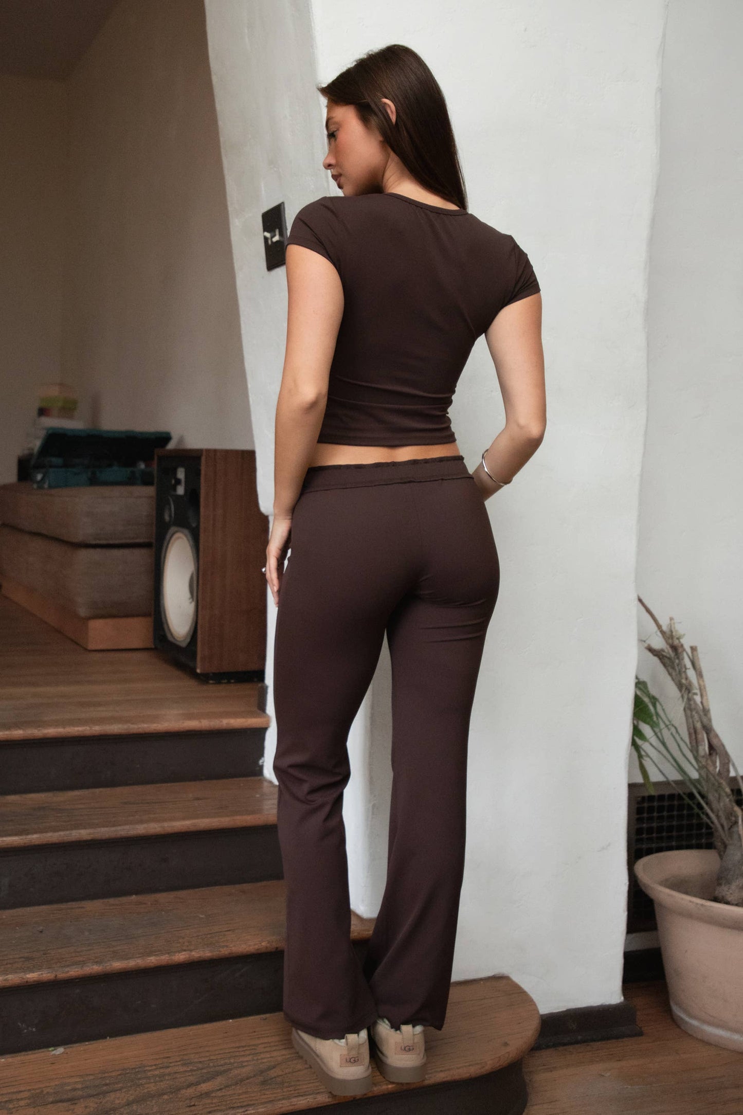 Nylee Pants in Chocolate
