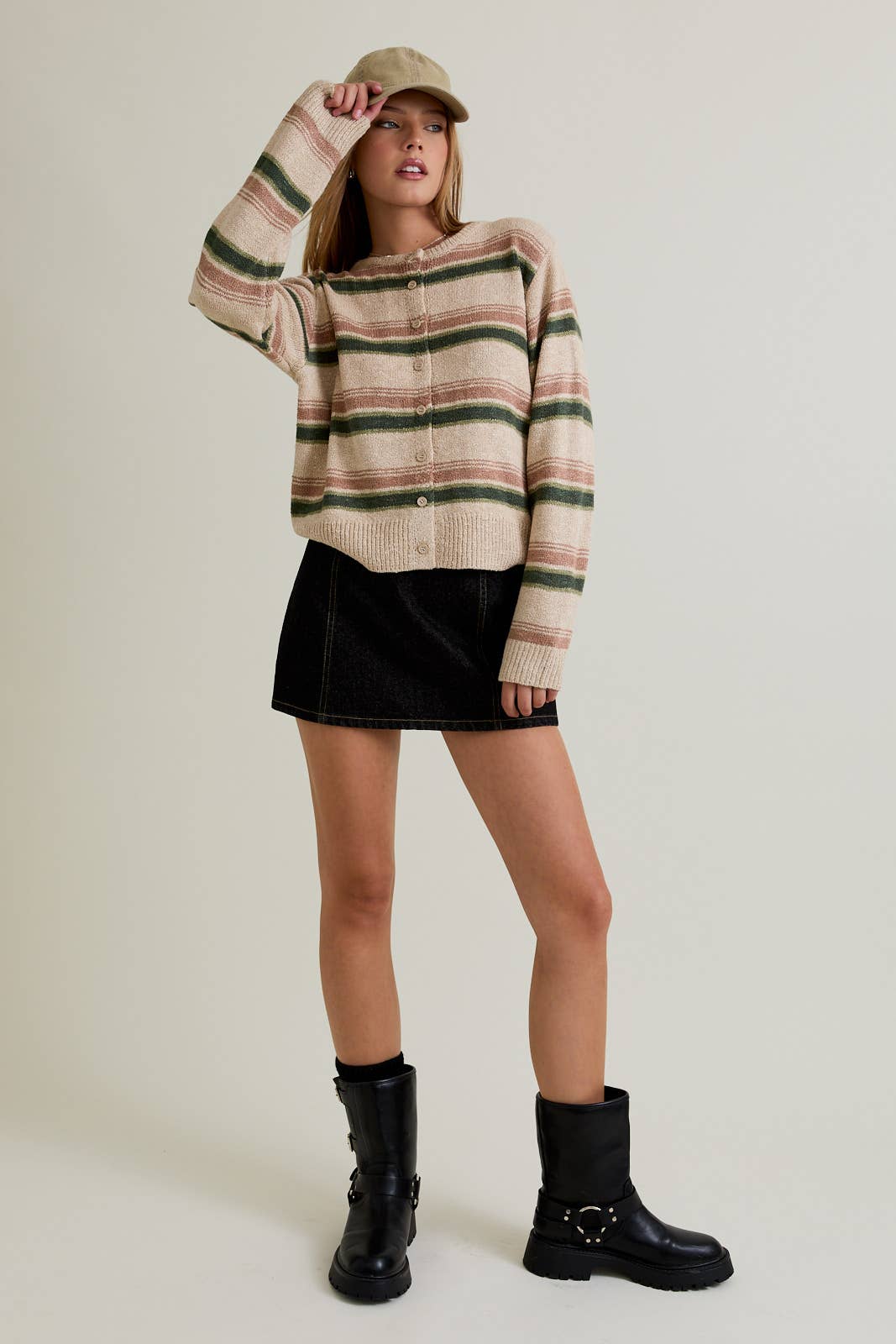 ROUND NECK STRIPE FUZZY REGULAR  CARDIGAN