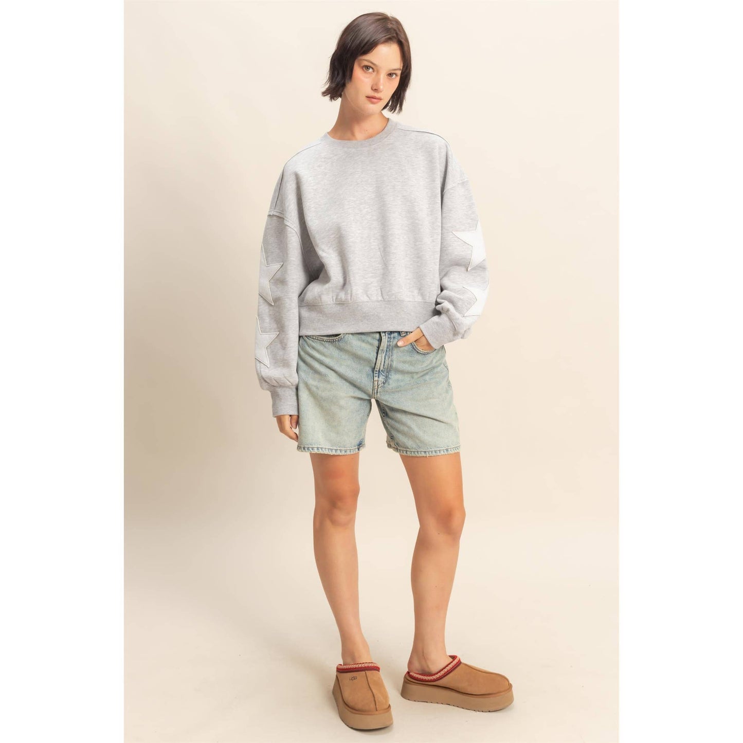 Star Patch Crewneck in Heather Grey