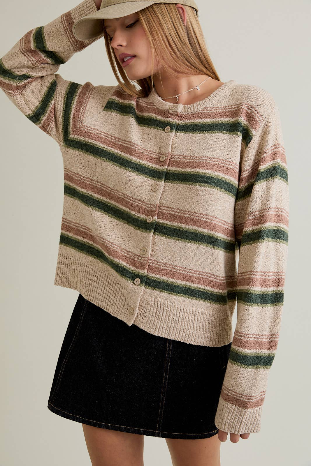 ROUND NECK STRIPE FUZZY REGULAR  CARDIGAN