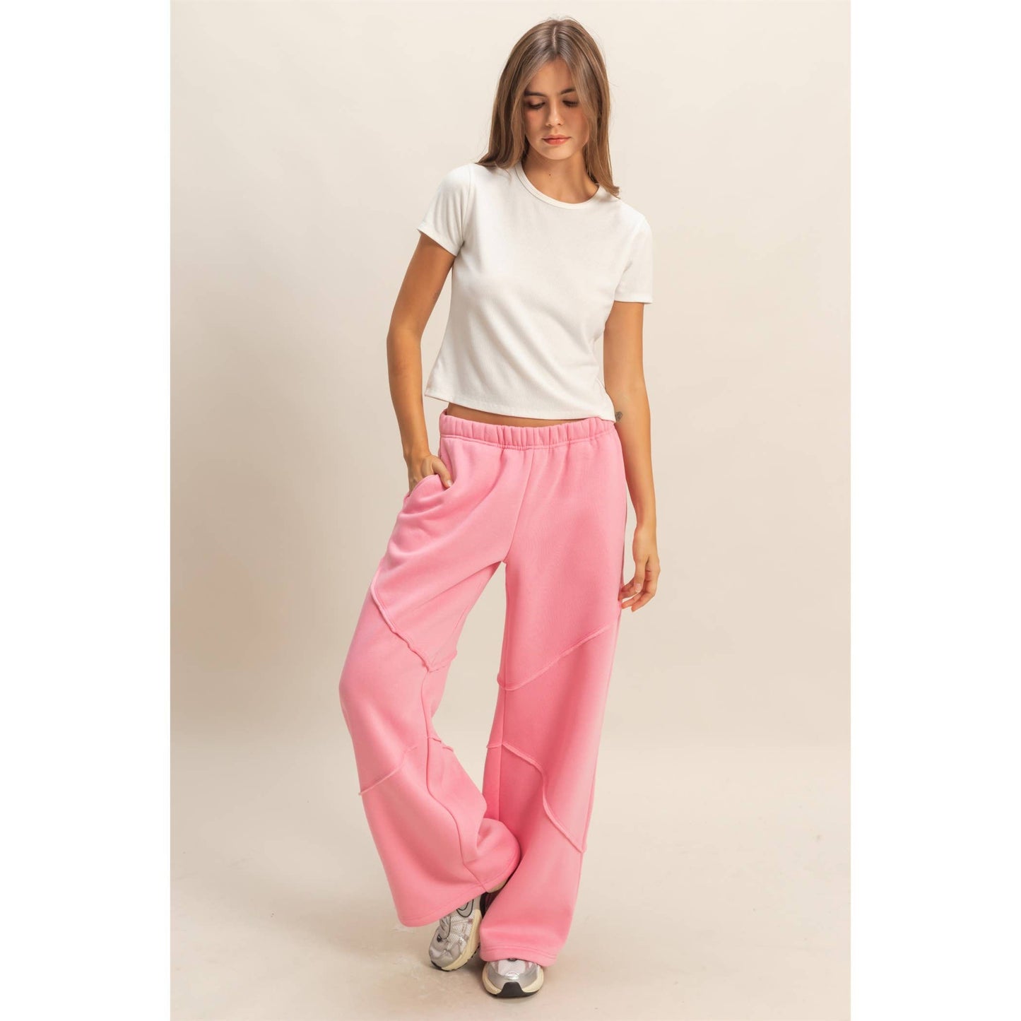 Relaxed-Fit Jogger Pants With Pocket Detail Pink