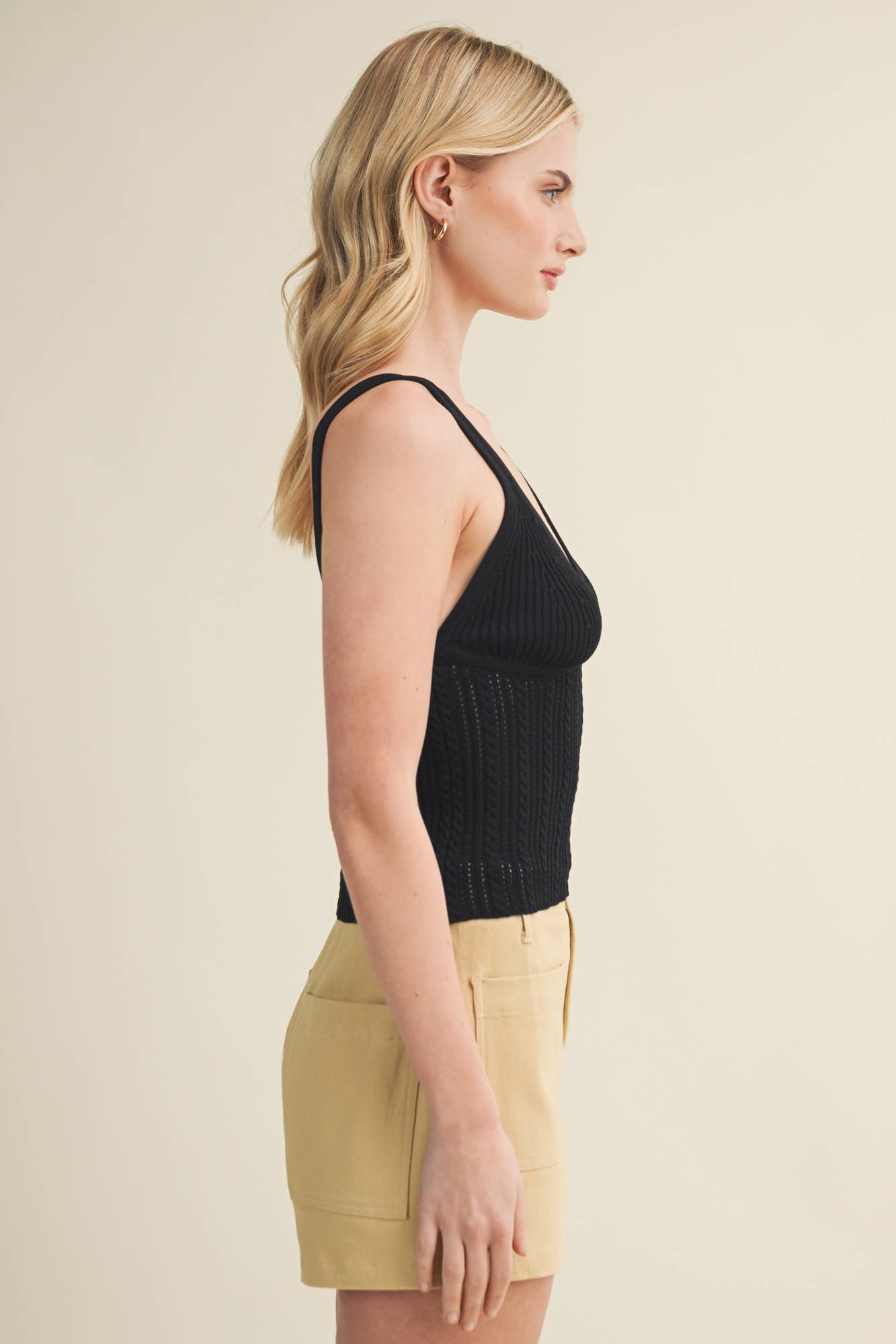 Fitted Twist Tank in Black