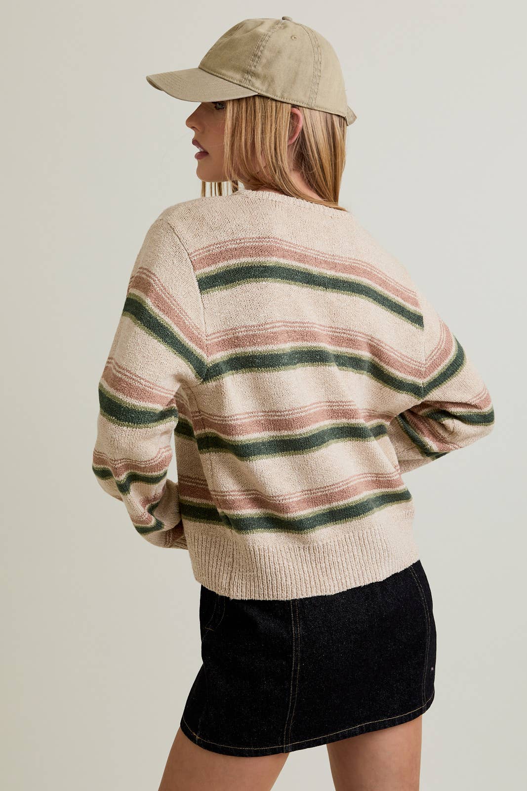 ROUND NECK STRIPE FUZZY REGULAR  CARDIGAN